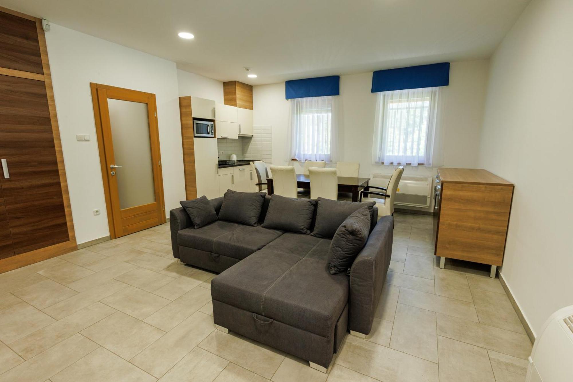 Jacht Apartmanok บาลาตอนฟือเรด ภายนอก รูปภาพ